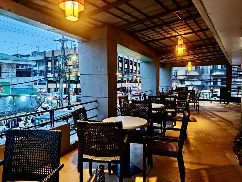 Mo2 Westown Hotel San Juan Bacolod Eksteriør bilde
