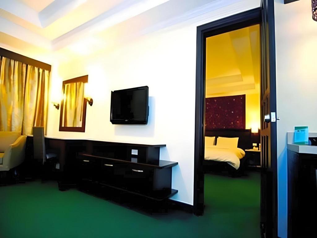 Mo2 Westown Hotel San Juan Bacolod Eksteriør bilde