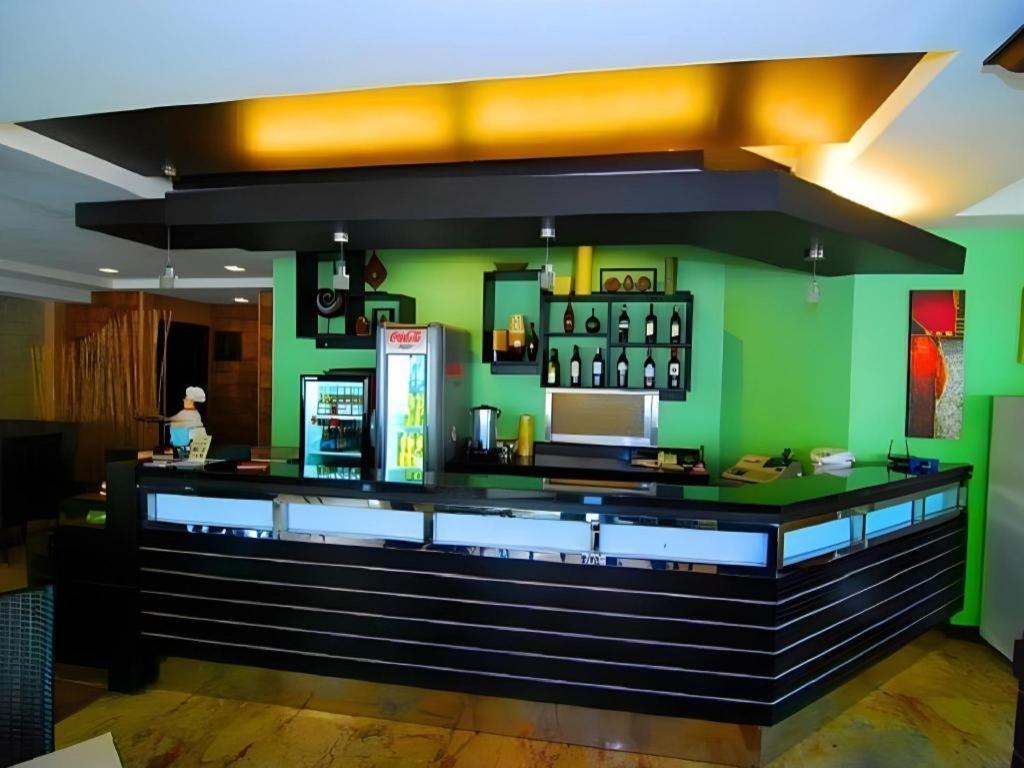 Mo2 Westown Hotel San Juan Bacolod Eksteriør bilde