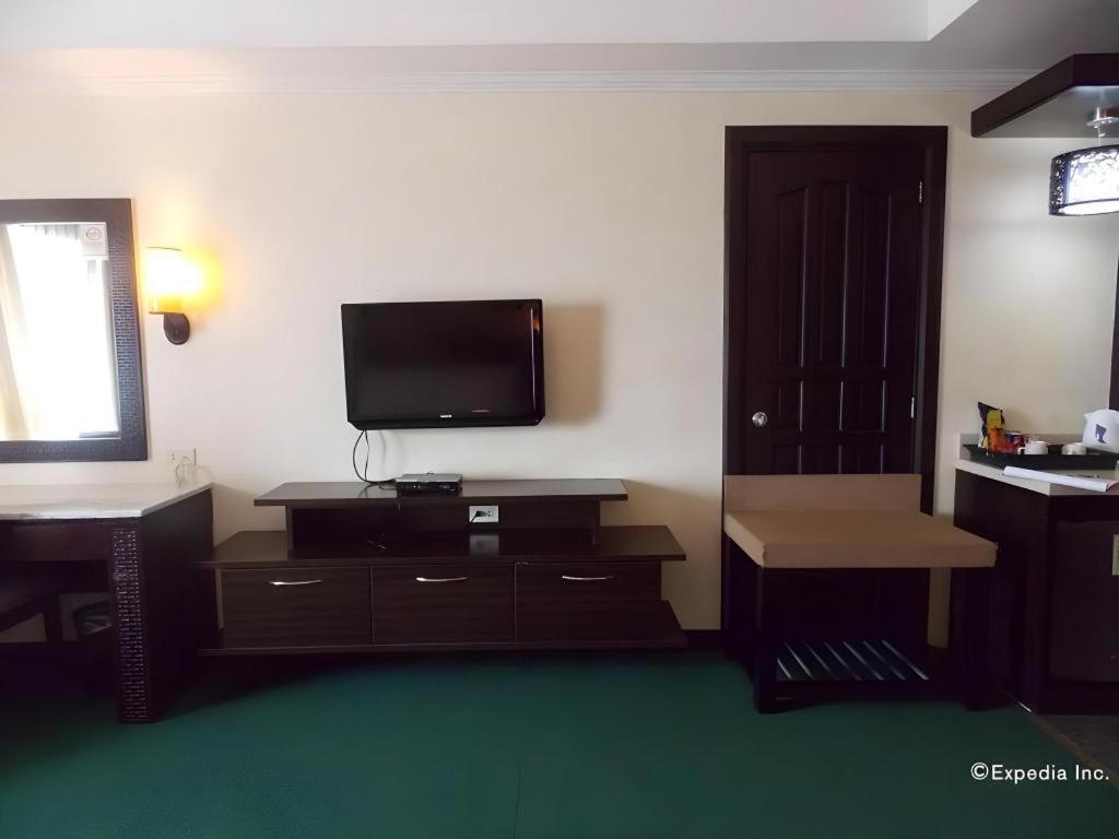 Mo2 Westown Hotel San Juan Bacolod Eksteriør bilde