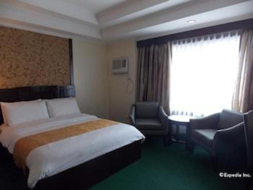 Mo2 Westown Hotel San Juan Bacolod Eksteriør bilde