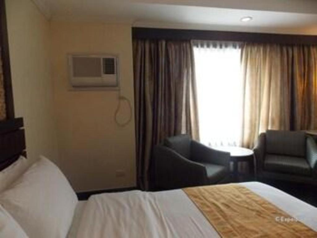 Mo2 Westown Hotel San Juan Bacolod Eksteriør bilde
