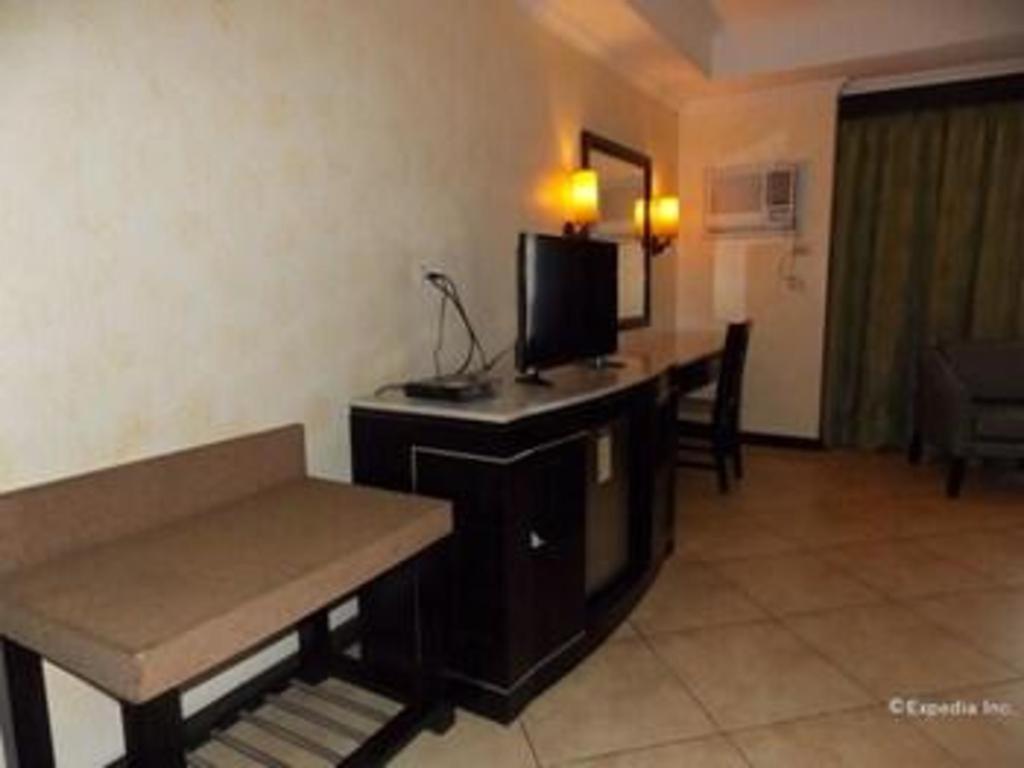 Mo2 Westown Hotel San Juan Bacolod Eksteriør bilde