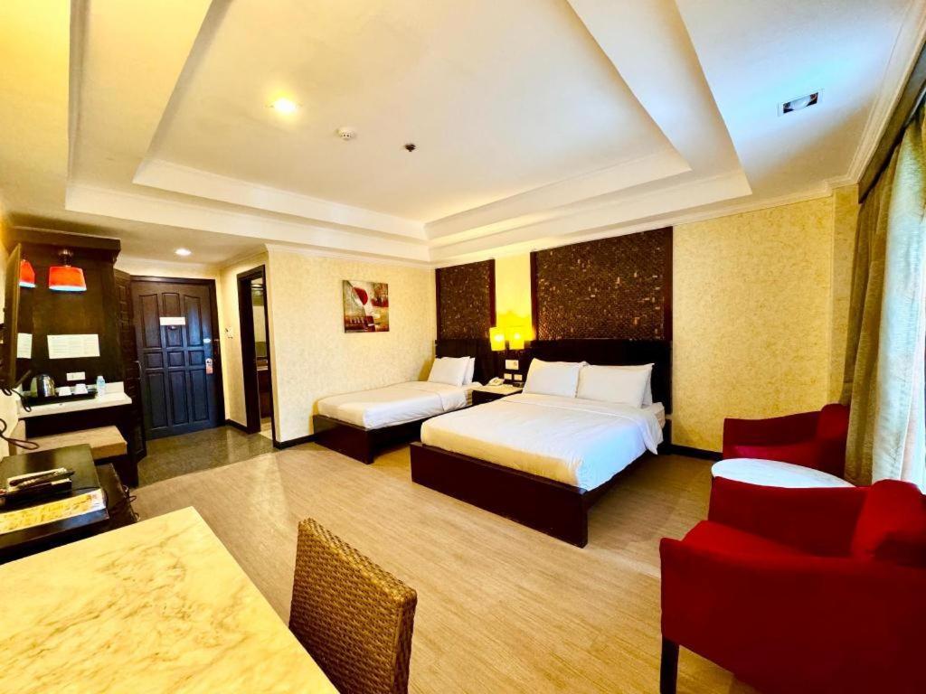 Mo2 Westown Hotel San Juan Bacolod Eksteriør bilde